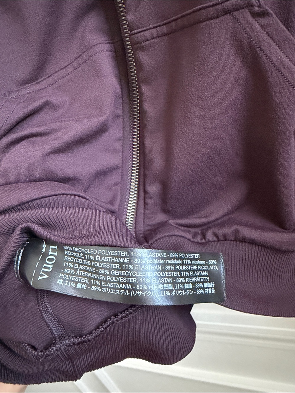 Vuori Halo Modern Full Zip Hoodie Raisin Size Small - Picture 9 of 9